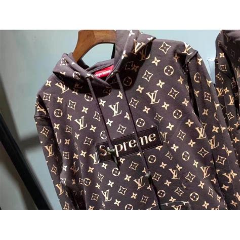 louis vuitton supreme kijiji|louis vuitton supreme red hoodie.